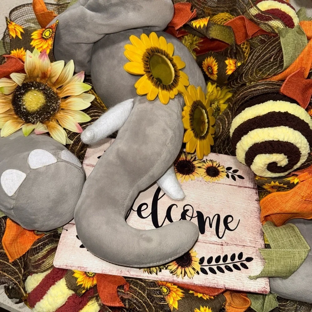 🐘 Vintage One-of-a-Kind Elephant Fall Welcome Wreath – Handmade Decor